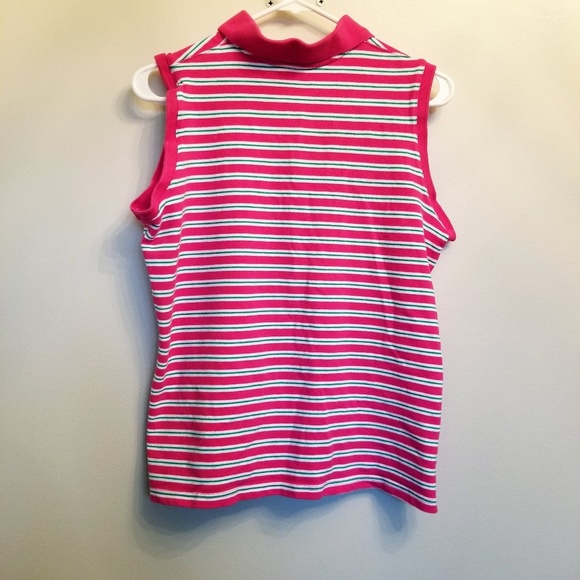 3 for $20. Sleeless top. Size Medium - Picture 3 of 4